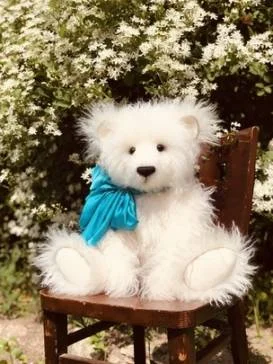 White snow bear